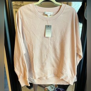 🧣3/$27 NWT Soft Pink Sweatshirt